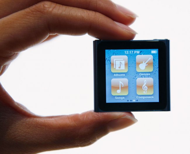 Стив Джобс представил три новых модели плееров iPod